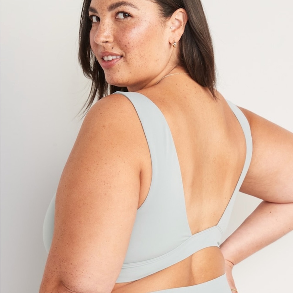 NWT Old Navy Soft-Knit V-Neck Bralette Top - Picture 3 of 9
